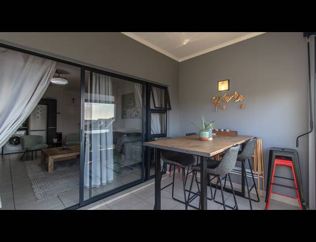 1 BEDROOM APARTMENT FOR SALE IN MODDERFONTEIN